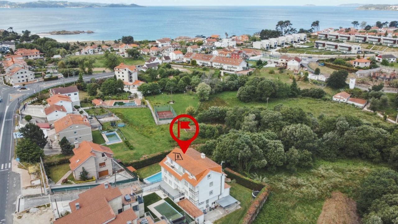 Apartamentos Avenida Areas Sanxenxo Luaran gambar